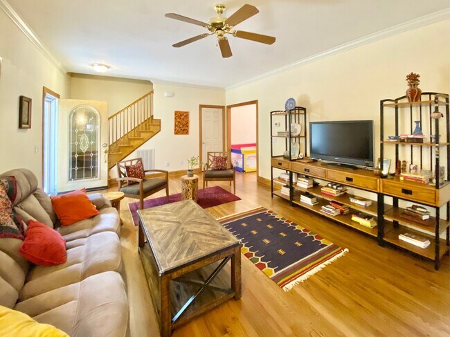 Building Photo - 3712 Heyward St