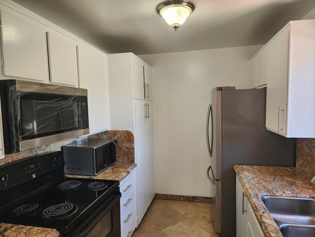 Building Photo - 25730 Player Dr