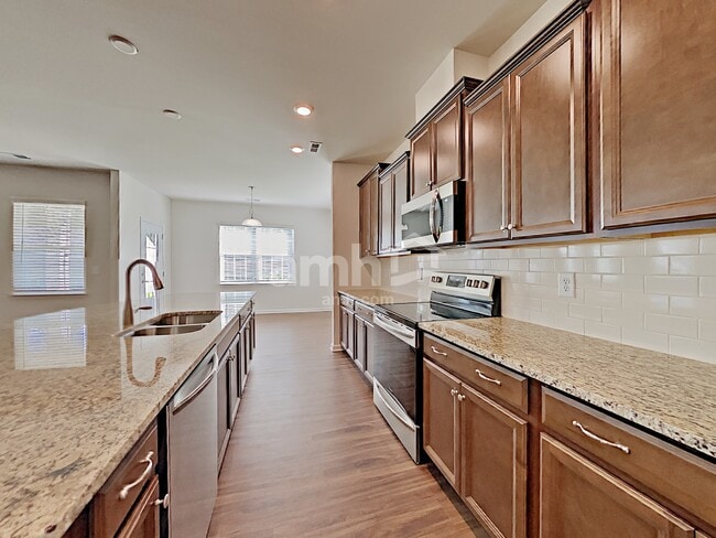 Building Photo - 2402 Abundance Lane