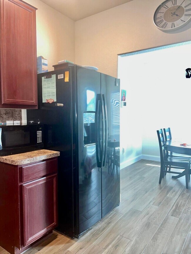 Building Photo - 12203 Elm Orch Trl