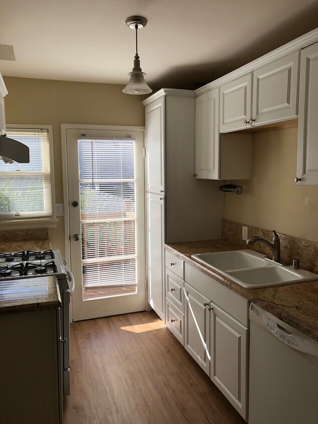 Foto principal - 953 14th St
