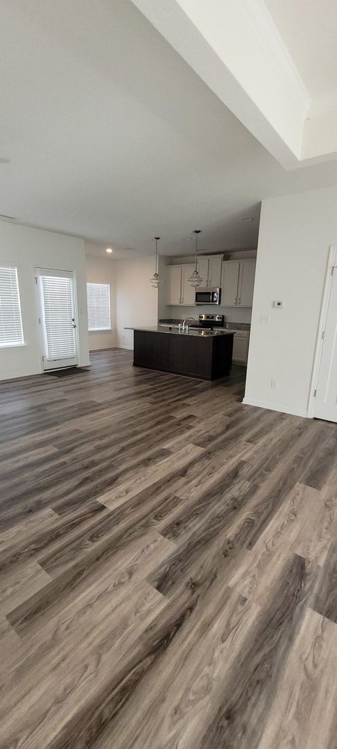 Building Photo - Beautiful home in Kings Fork