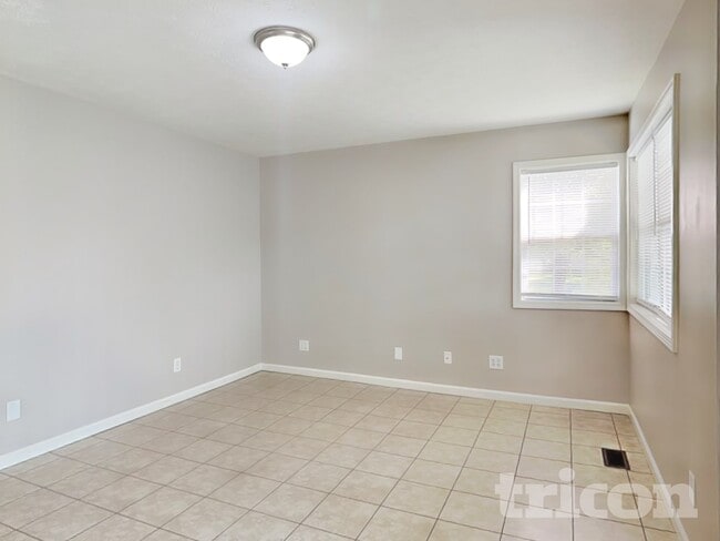 Building Photo - 3217 Muriel Pl