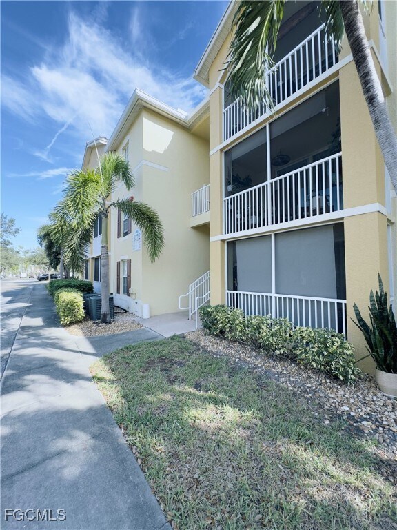 Building Photo - 4122 Residence Drive