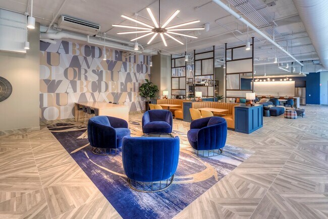 Foto del edificio - 739 S Clark St