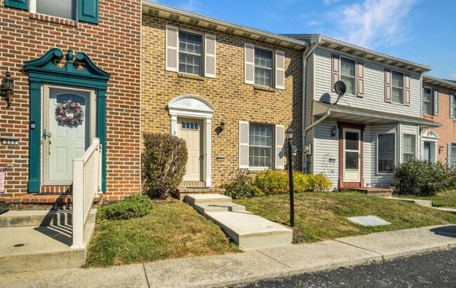 Foto del edificio - 653 Park Ridge Dr