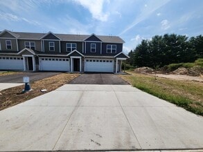 Building Photo - 1604 Eastside Cir