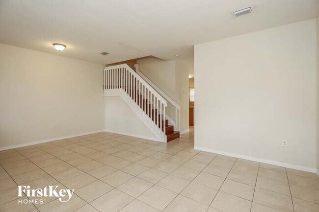 Building Photo - 1564 SE 31st Ct