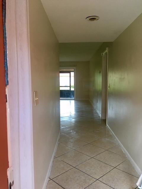 Foto del edificio - 2727 W. Oak Ridge Road #8-1