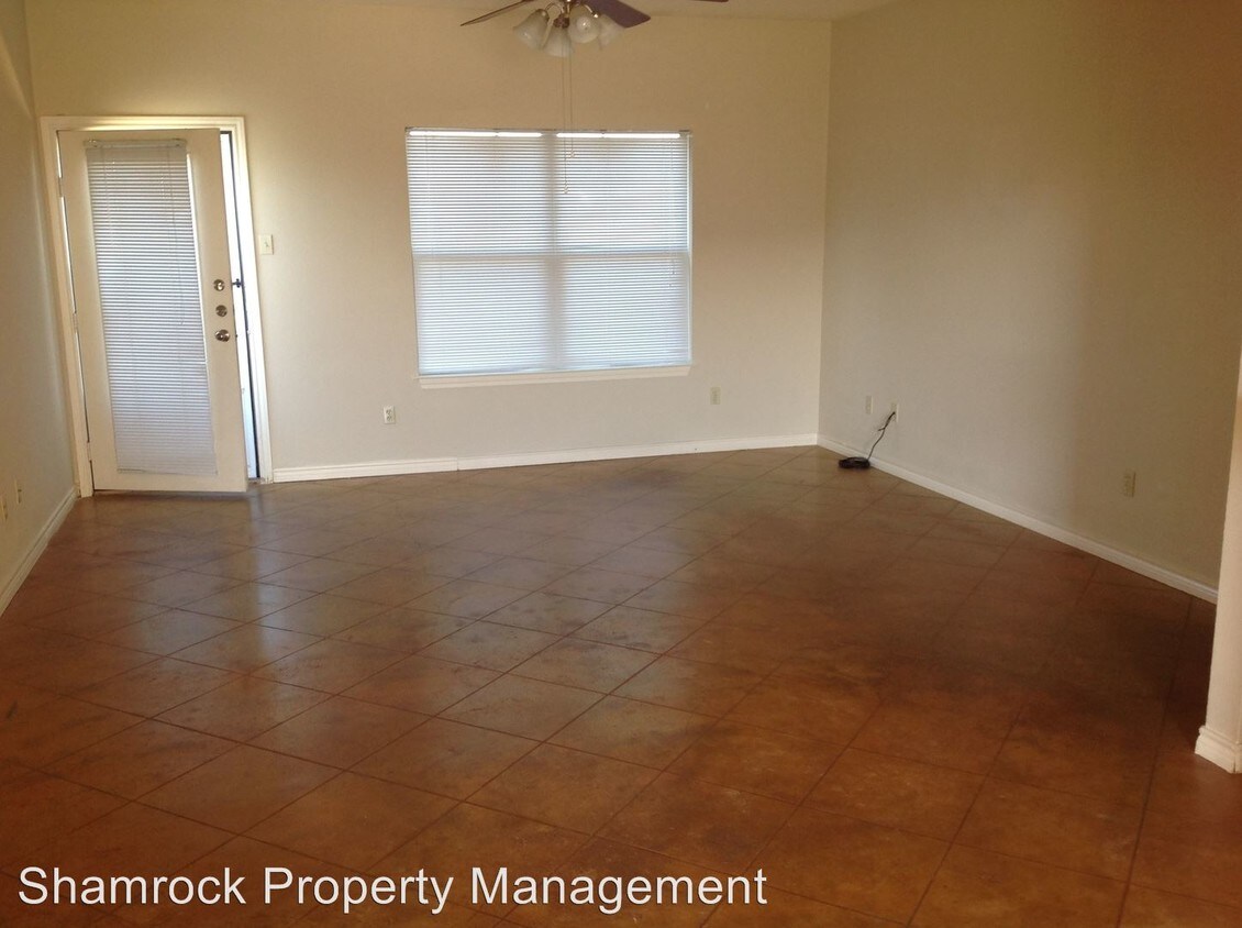 Building Photo - 3025 Clydesdale Way