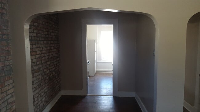 Foto del edificio - 303 1/2 S Osage