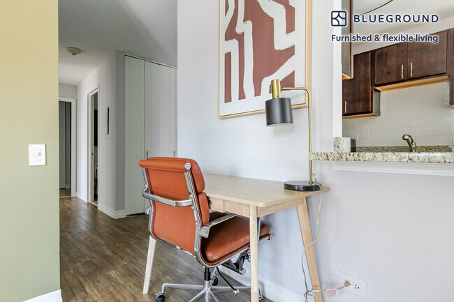 Foto del edificio - 8 W Chestnut St