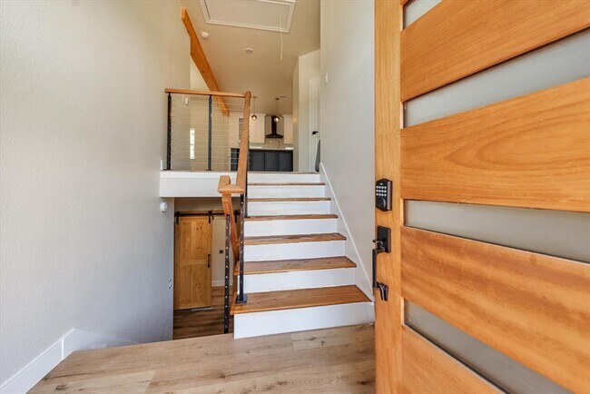 Foto del edificio - 153 Bending Oak Ln