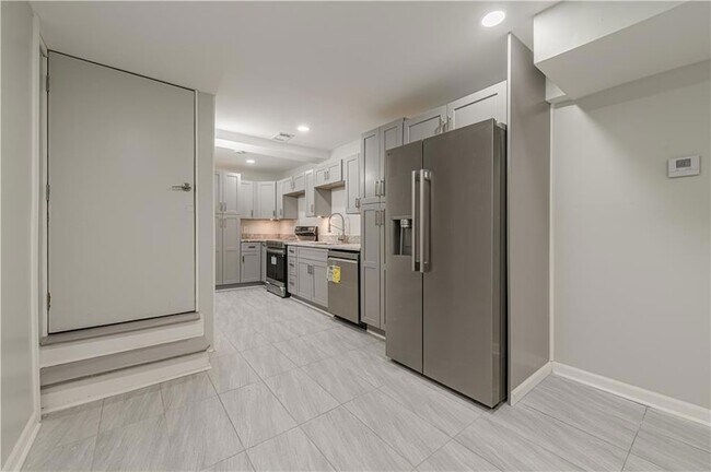 Foto del edificio - 435 Little Pines Ct