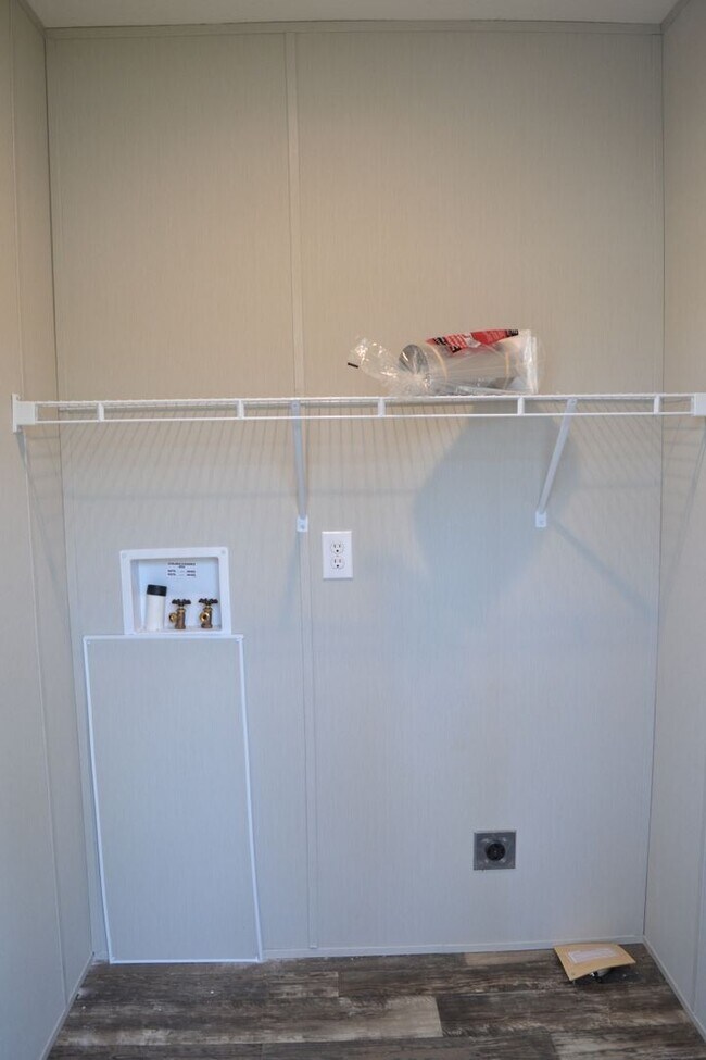 Foto del edificio - 121 Garlington Cir