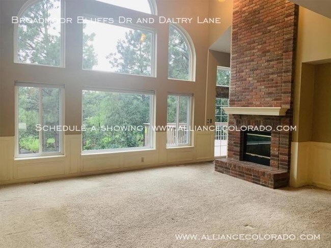 Building Photo - 7 bedroom in Colorado Springs CO 80906
