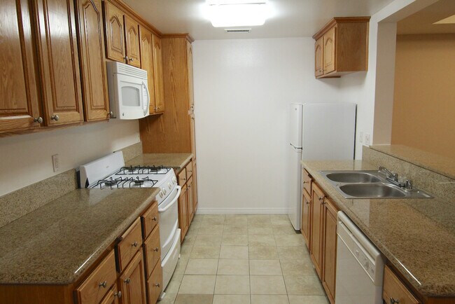 Building Photo - 3401 Manning Ave