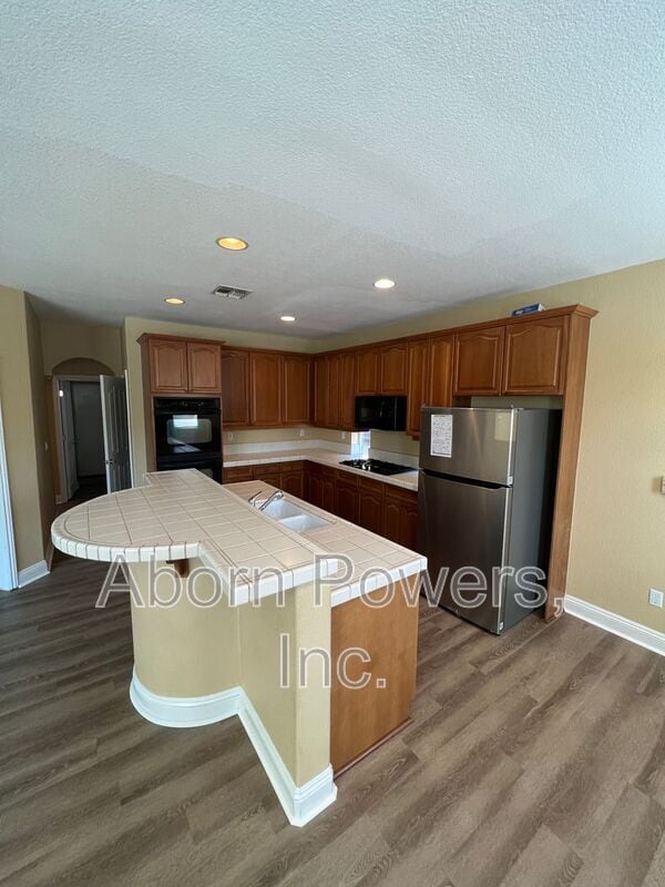 Building Photo - 7071 Cinnamon Teal Way