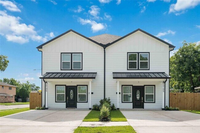 Foto del edificio - 6705 Goforth St