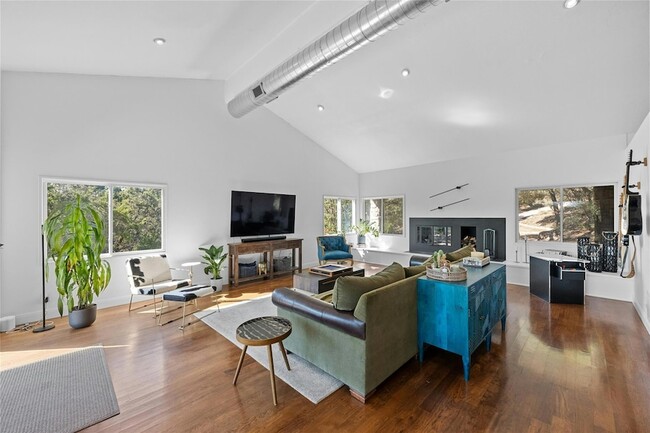 Building Photo - 1603 Twilight Ridge Dr
