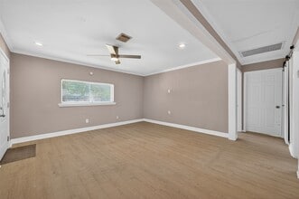 Building Photo - 5714 Southwind St