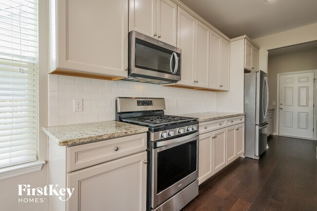 Foto del edificio - 437 Northern Red Oak Dr