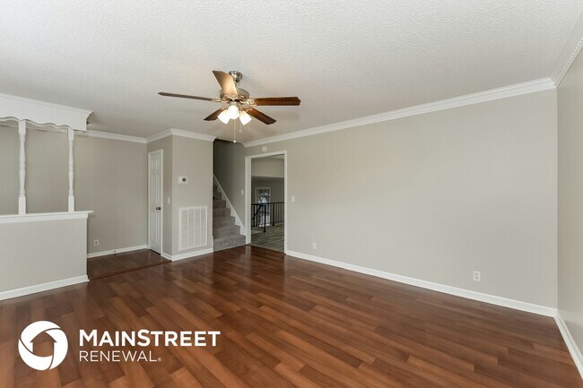 Building Photo - 3216 Country Lawn Dr
