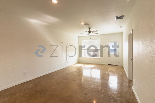 Building Photo - 2929 Quail Rdg Ln