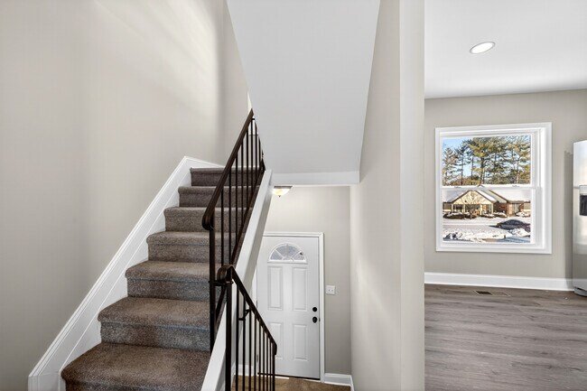 Foto del edificio - 204 Whitherspoon Ln