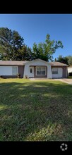 Building Photo - 437 Long Dr