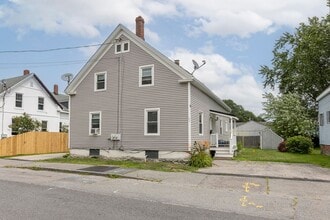 Building Photo - 140 Sawyer St