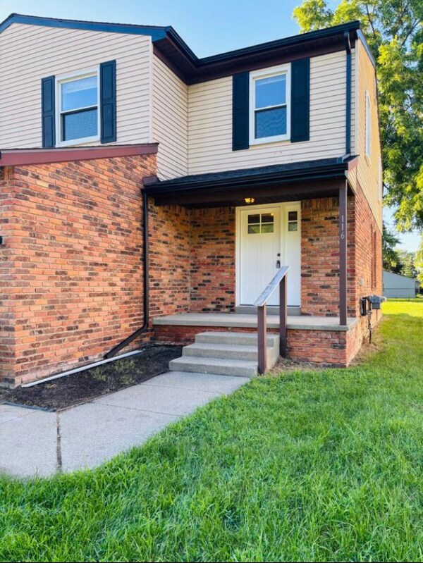 Foto del edificio - 116 Regents Blvd