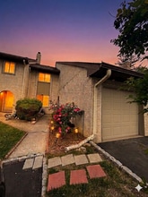 Building Photo - 42 Tennyson Dr