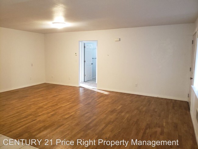 Foto del edificio - 2 br, 1 bath House - 822 Warner Ave