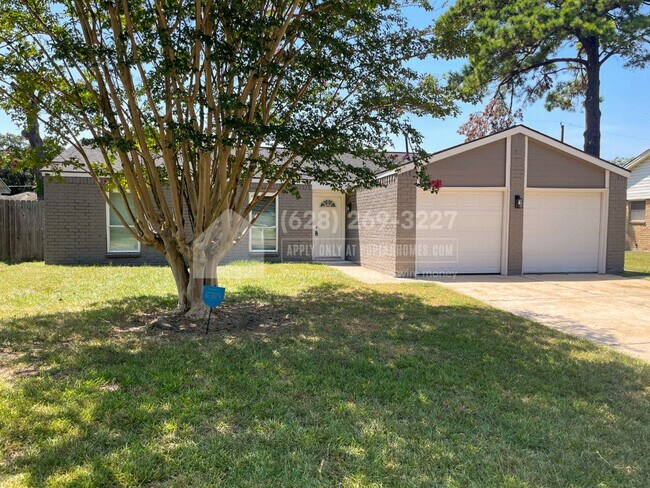Building Photo - 12319 Blue River Dr
