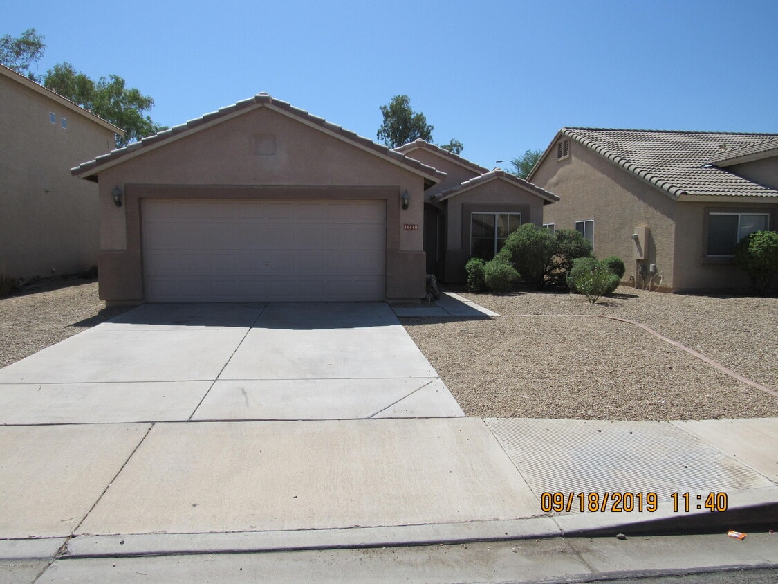 Primary Photo - 10449 W Granada Rd