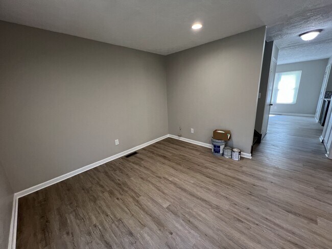 Foto del edificio - 9412 Mt Auburn Ave