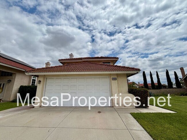 Foto del edificio - 14925 Dandelion Ct