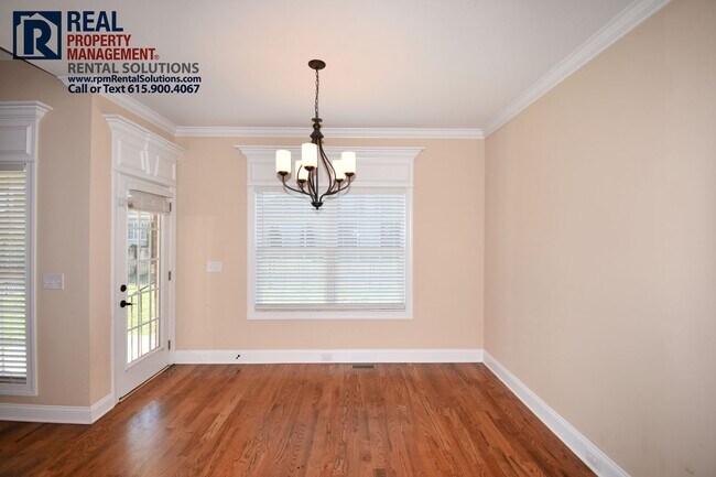 Foto del edificio - COMING SOON!! Gorgeous, 5 bedroom in Marym...