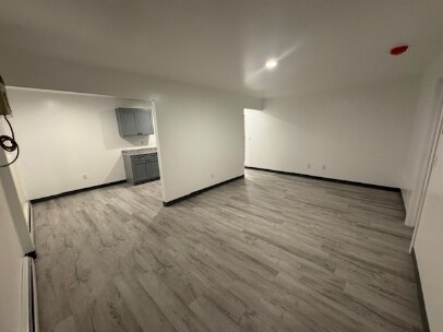 Foto del edificio - 595 Wagner Dr
