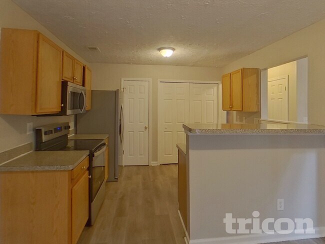 Foto del edificio - 4122 Ravenwood Ct