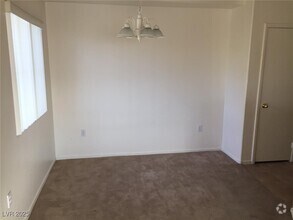 Building Photo - 9303 Gilcrease Ave