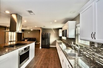 Building Photo - 6418 Treaschwig Rd