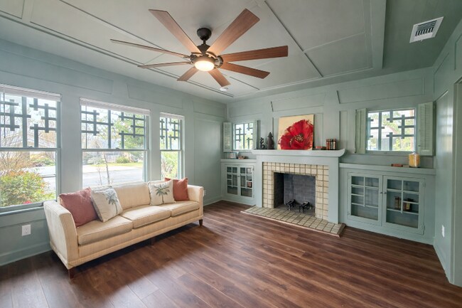 Building Photo - 843 Rigsby Ave