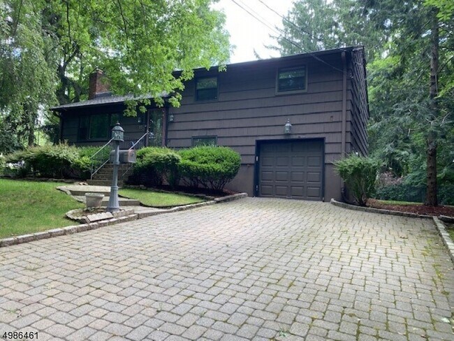 Building Photo - 57 Cypress St