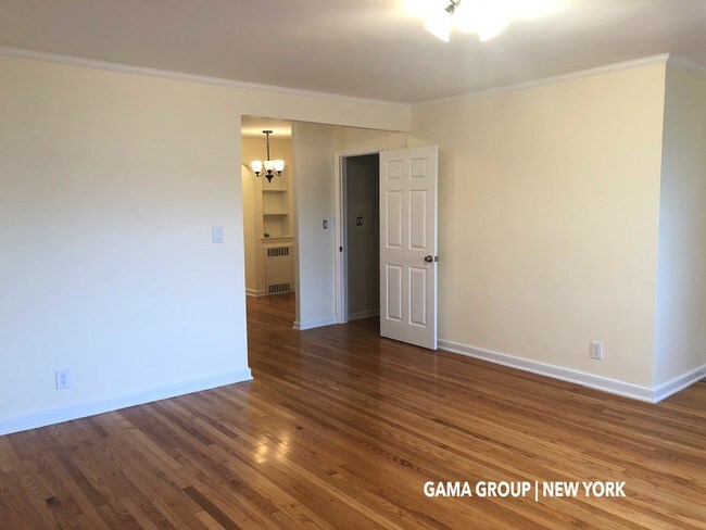 Building Photo - 333 82nd St