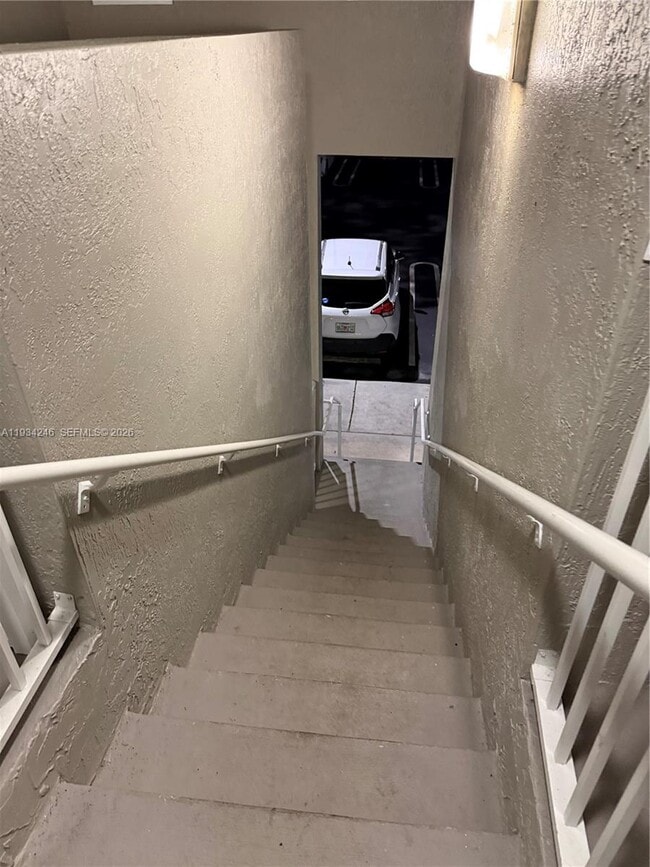 Building Photo - 2135 Shoma Dr