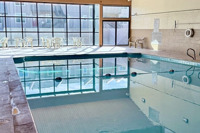 Photo - 2301 E Fremont Ave Townhome