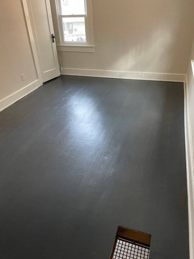 Building Photo - 29 Kent Rd