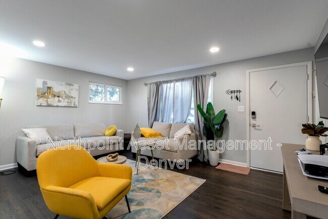 Foto del edificio - 676 S Quentin St